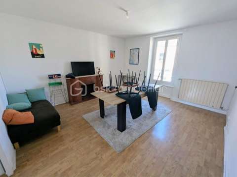 Immeuble 14 pièces Fougères 35
