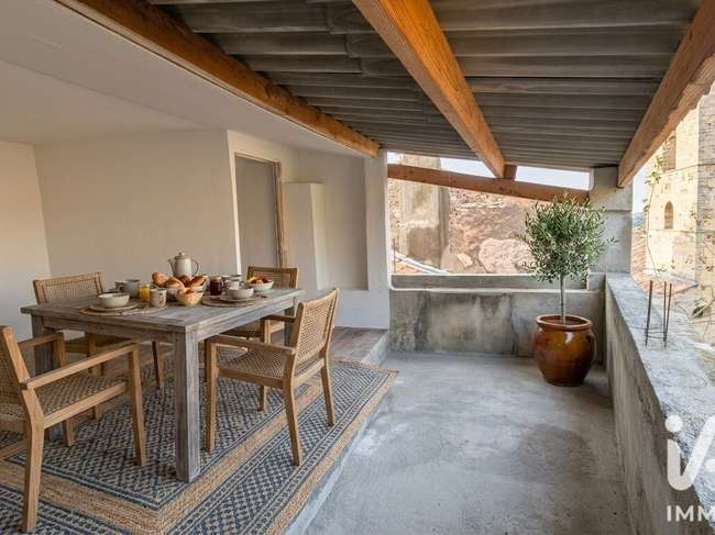 Immeuble 5 pièces 68 m² · à Hyères · 68 m² · 290 000 €