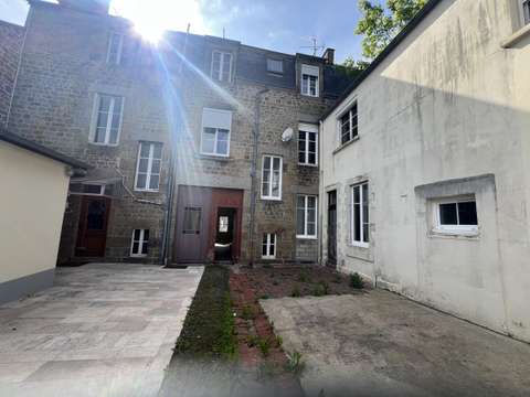 Immeuble La Ferté-Macé 61