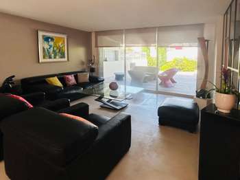 Immeuble 18 pièces