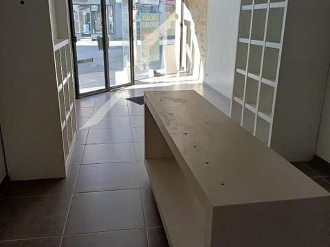 Immeuble 5 pièces Laval 53