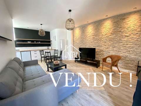 Immeuble 10 pièces Laval 53