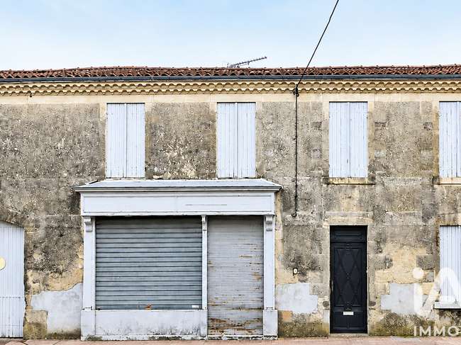 Immeuble 6 pièces 310 m² · à Lesparre-Médoc · 310 m² · 148 000 €