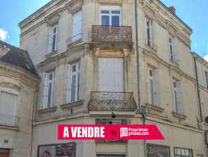 Vente Immeuble 8 piècesLongué-Jumelles