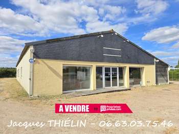 Photo Immeuble Longué-Jumelles