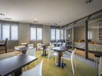 Immeuble 40 pièces