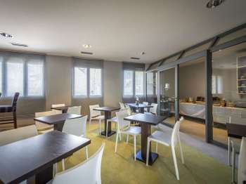 Immeuble 40 pièces