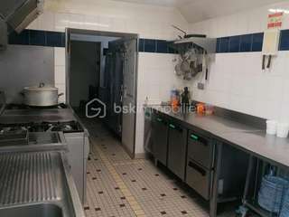 Immeuble 8 pièces