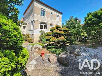 Vente ImmeubleMontbron