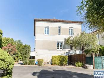 Vente Immeuble 12 chambresMontbron