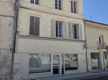 Vente ImmeubleMontguyon