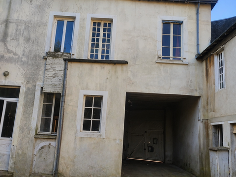 Immeuble Montval-sur-Loir 72