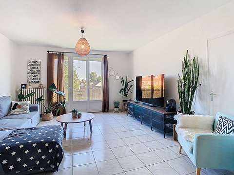 Immeuble 9 pièces Mortagne-sur-Sèvre 85