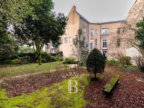 Immeuble 40 pièces Nantes 44