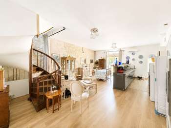 Immeuble 6 pièces