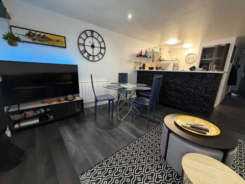 Immeuble 8 pièces