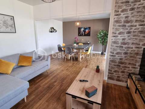 Immeuble 9 pièces Saint-Berthevin 53