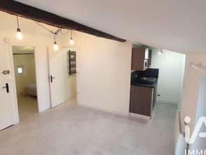 Vente ImmeubleSaint-Cannat