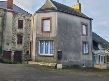 Photo Immeuble Saint-Denis-d'Orques
