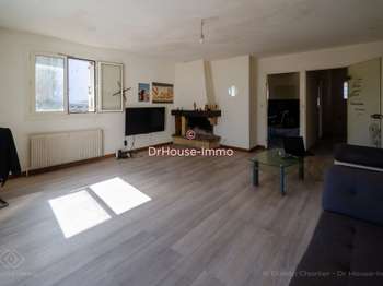 Photo Immeuble Saint-Estèphe
