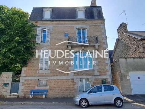 Immeuble 10 pièces Saint-James 50