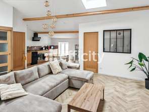 Vente Immeuble 6 piècesSaint-Jean-d'Angély