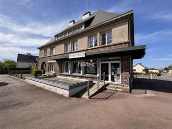 Vente ImmeubleSaint-Jean-d'Elle
