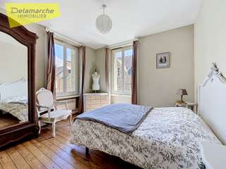 Immeuble 8 pièces