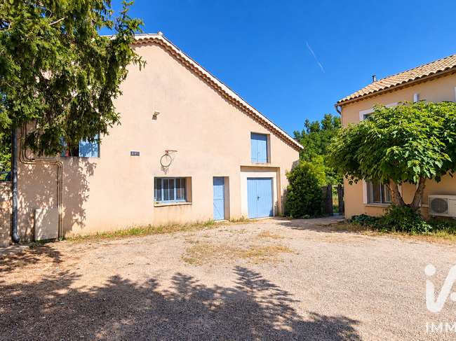 Immeuble 2 pièces 237 m² · à Saint-Julien-de-Peyrolas · 237 m² · 149 000 €