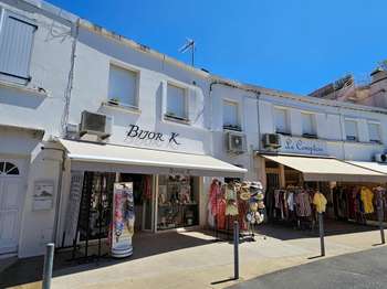 Vente ImmeubleSaint-Palais-sur-Mer