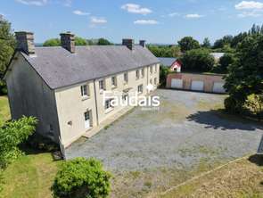 Vente ImmeubleSaint-Romphaire