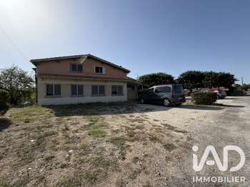 Vente ImmeubleSaint-Seurin-de-Cursac