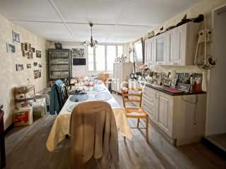 Immeuble 16 pièces