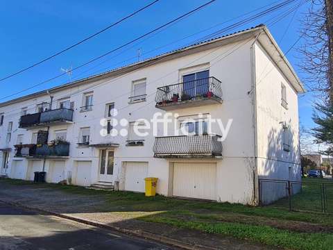 Immeuble 28 pièces Saintes 17