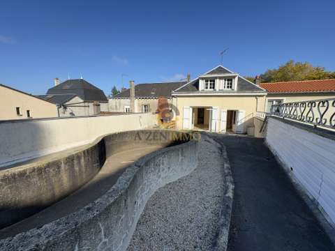 Immeuble Secondigny 79