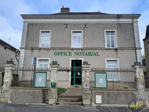 Immeuble 14 pièces Segre 49