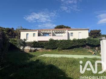 Vente ImmeubleSix-Fours-les-Plages