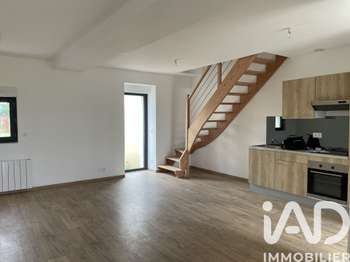 Immeuble 2 pièces 180 m² · à Truyes · 180 m² · 370 000 €