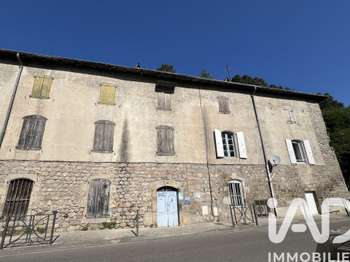 Immeuble Vals-les-Bains 07