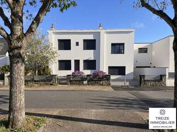Vente ImmeubleVannes Centre Ville