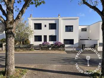 Vente ImmeubleVannes Centre Ville