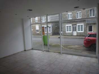 Vente Immeuble 3 piècesVassy