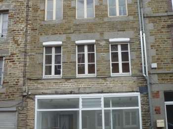 Vente Immeuble 3 piècesVassy