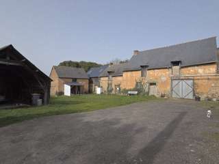 Longère et corps de ferme 6 pièces