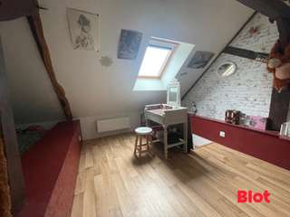 Longère et corps de ferme 9 pièces