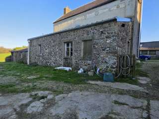 Longère et corps de ferme 6 pièces