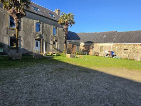 Longère et corps de ferme 6 pièces Argol 29