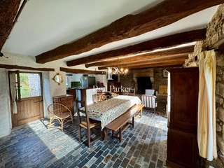 Longère et corps de ferme 8 pièces