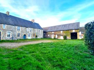 Longère et corps de ferme 5 pièces