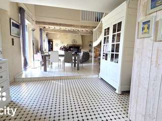 Longère et corps de ferme 8 pièces